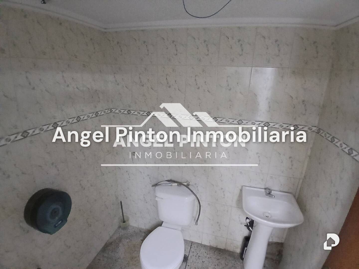 Local comercial en Avenida La Limpia, Maracaibo – 11