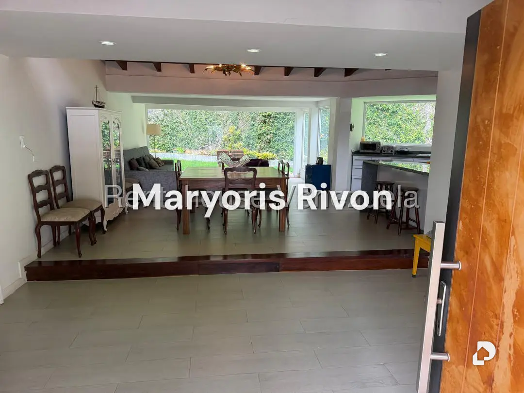Casa en Santa Gertrudis, Caracas – 3