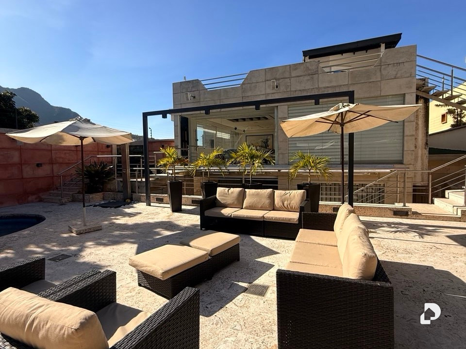 Casa en Urbanización El Castaño, Maracay – 19