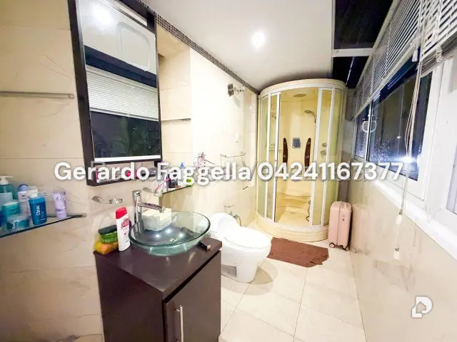 Casa en Santa Inés, Caracas – 24