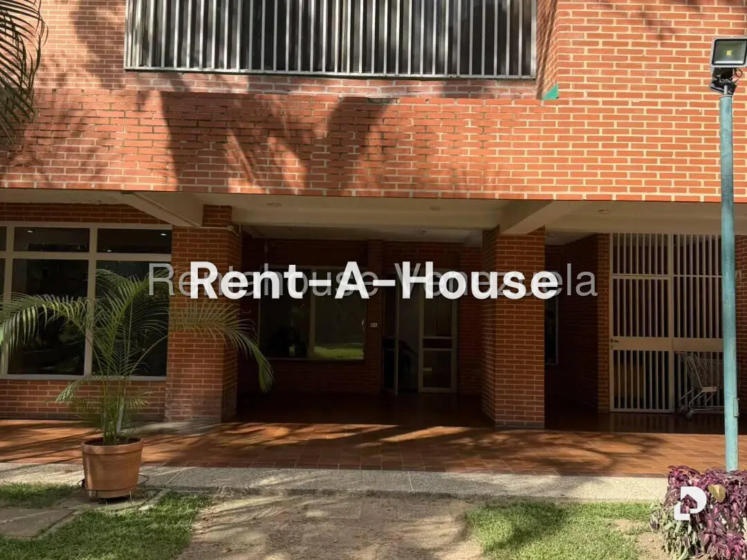 Apartamento en Los Naranjos (del Cafetal), Caracas – 2