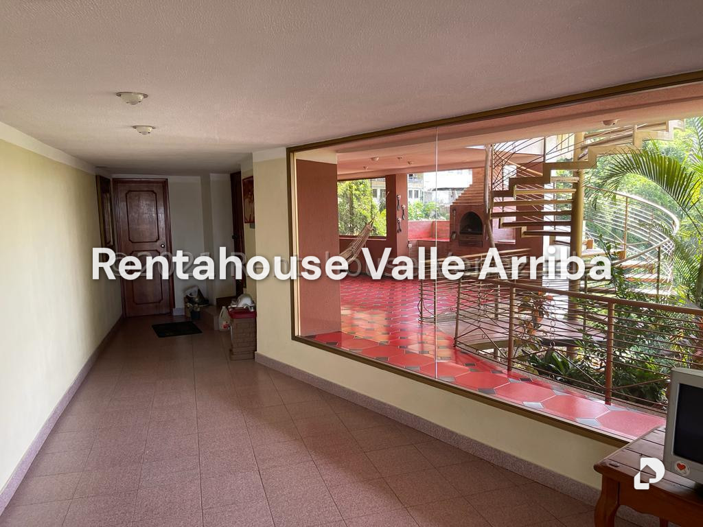 Casa en Colinas de Santa Mónica, Caracas – 25
