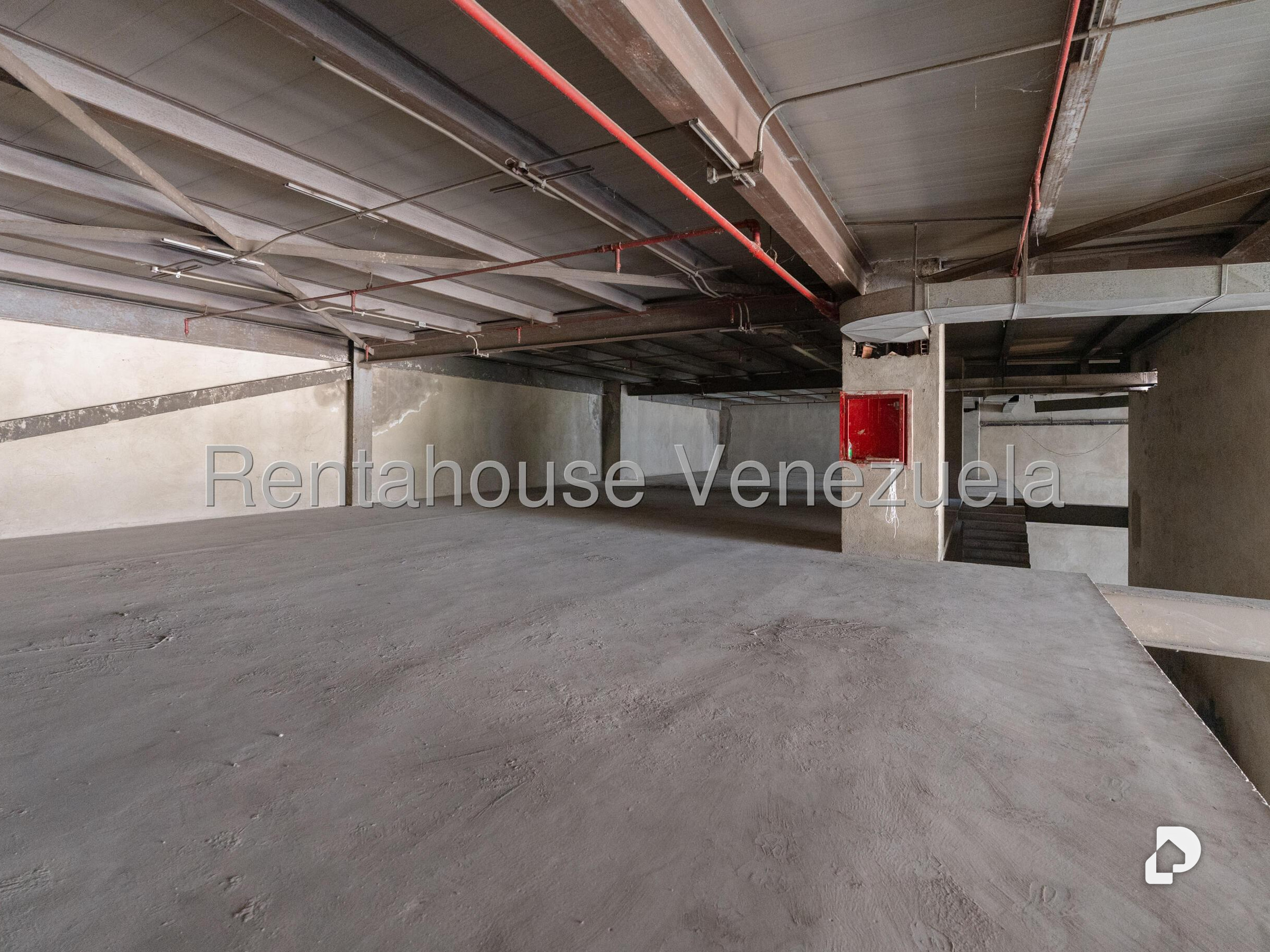 Local comercial en Sabana Grande, Caracas – 28