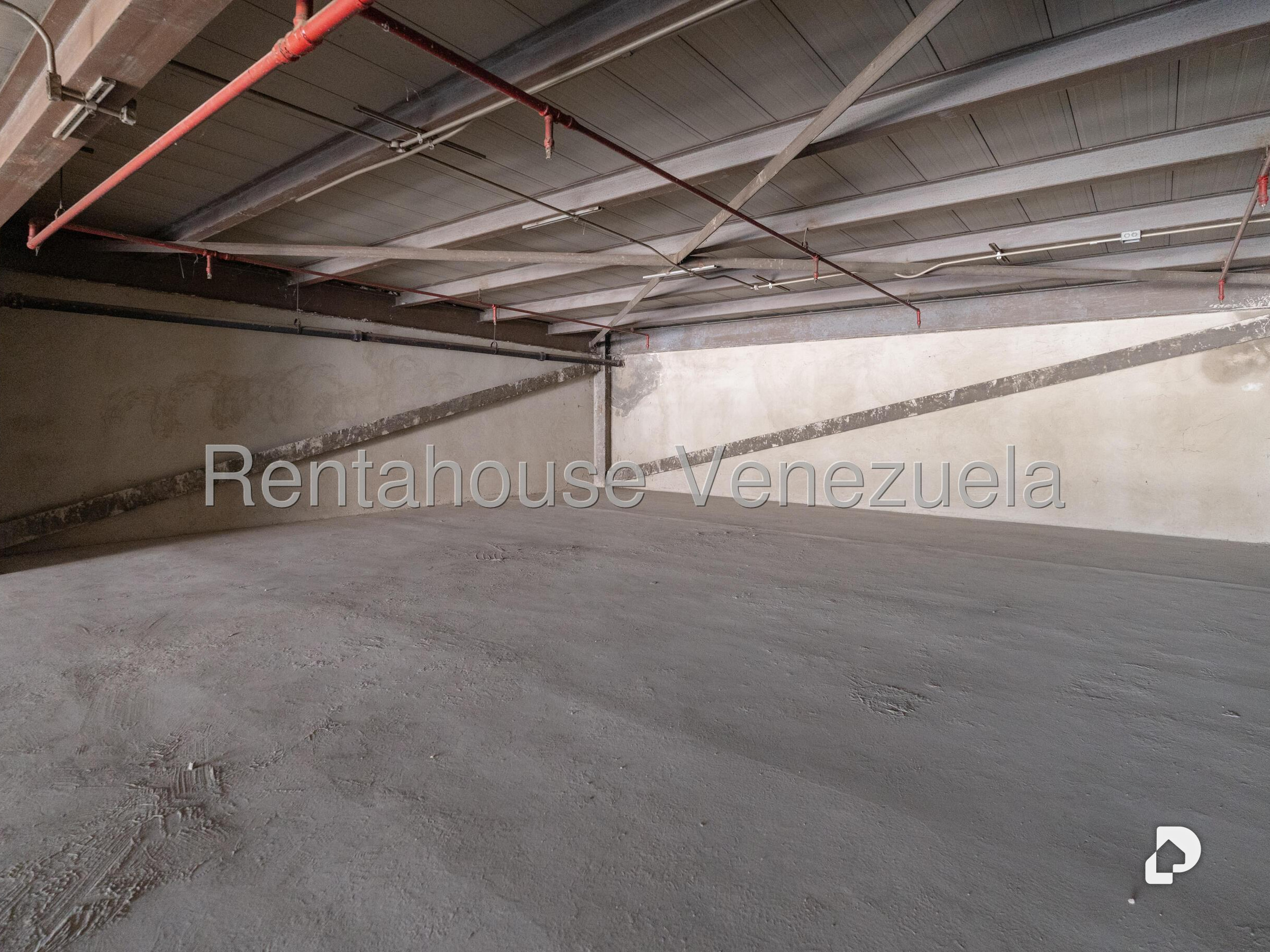 Local comercial en Sabana Grande, Caracas – 26