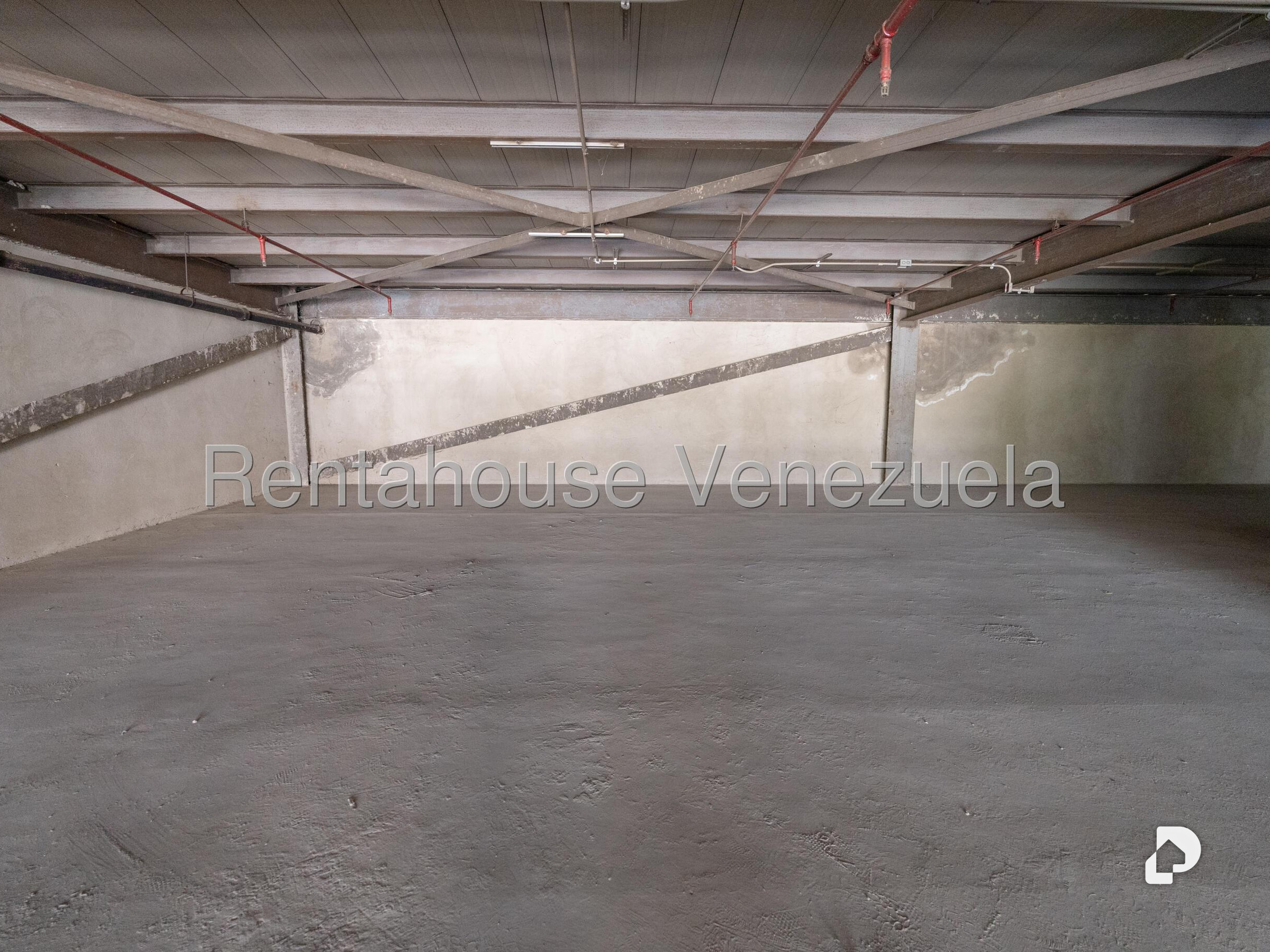 Local comercial en Sabana Grande, Caracas – 27