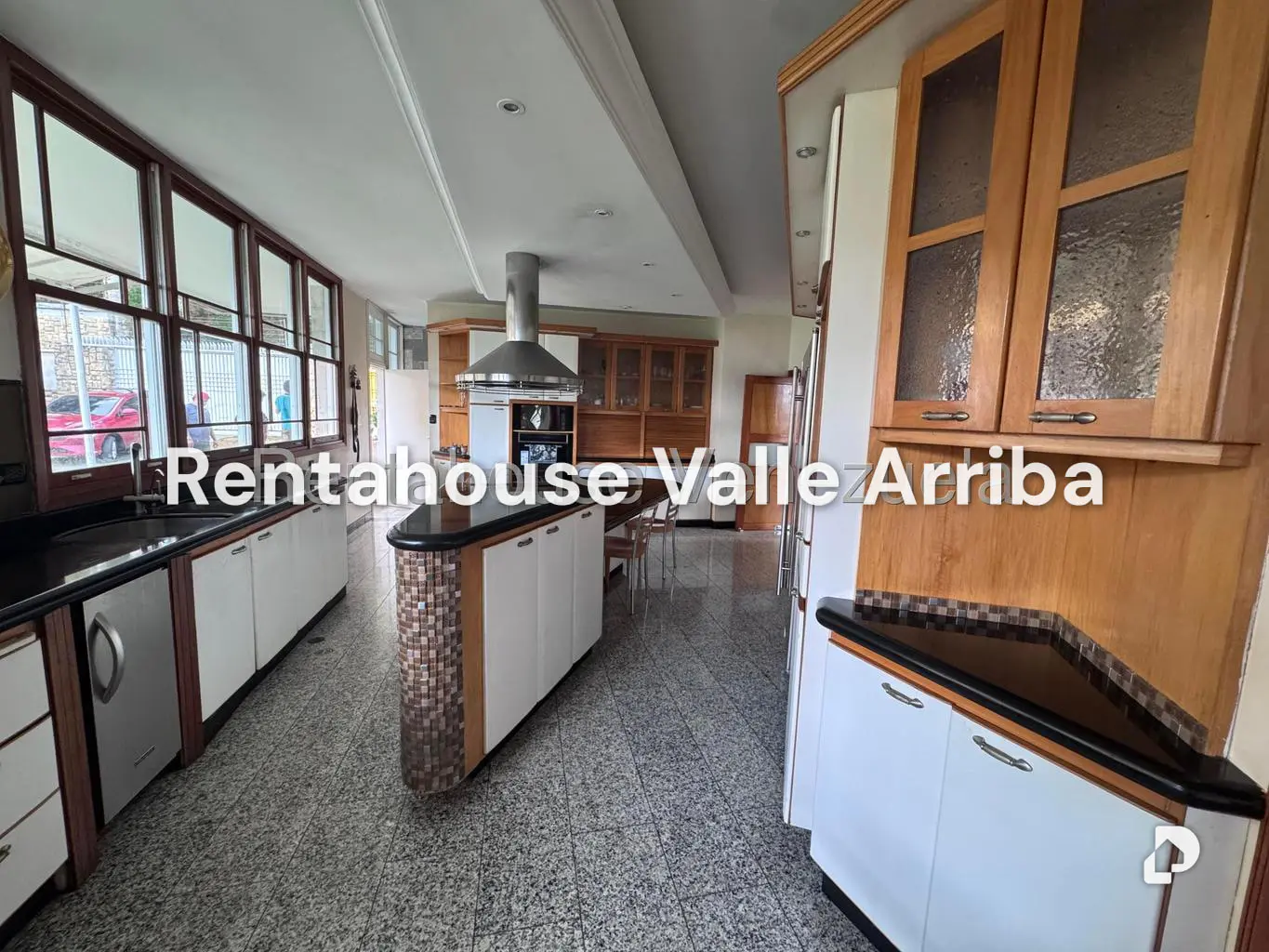Casa en Oripoto, Caracas – 14