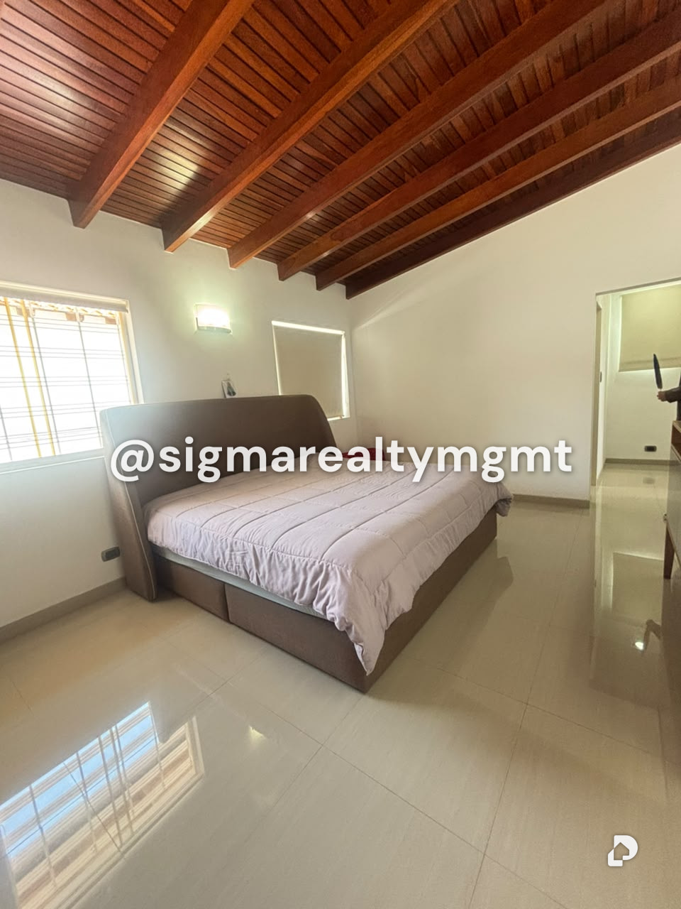 Casa en Alto Prado, Caracas – 21