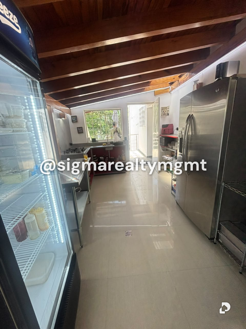 Casa en Alto Prado, Caracas – 29