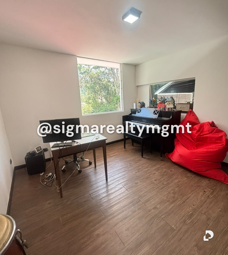 Casa en Alto Prado, Caracas – 14