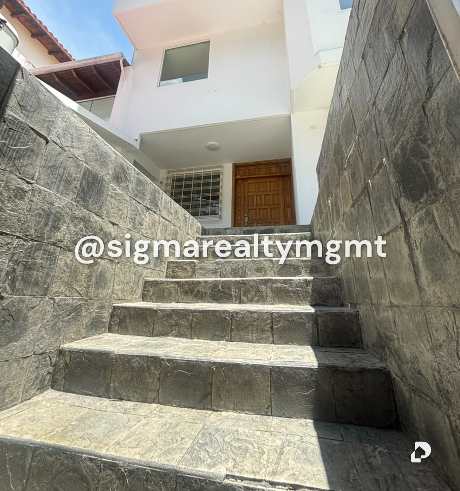 Casa en Alto Prado, Caracas – 2