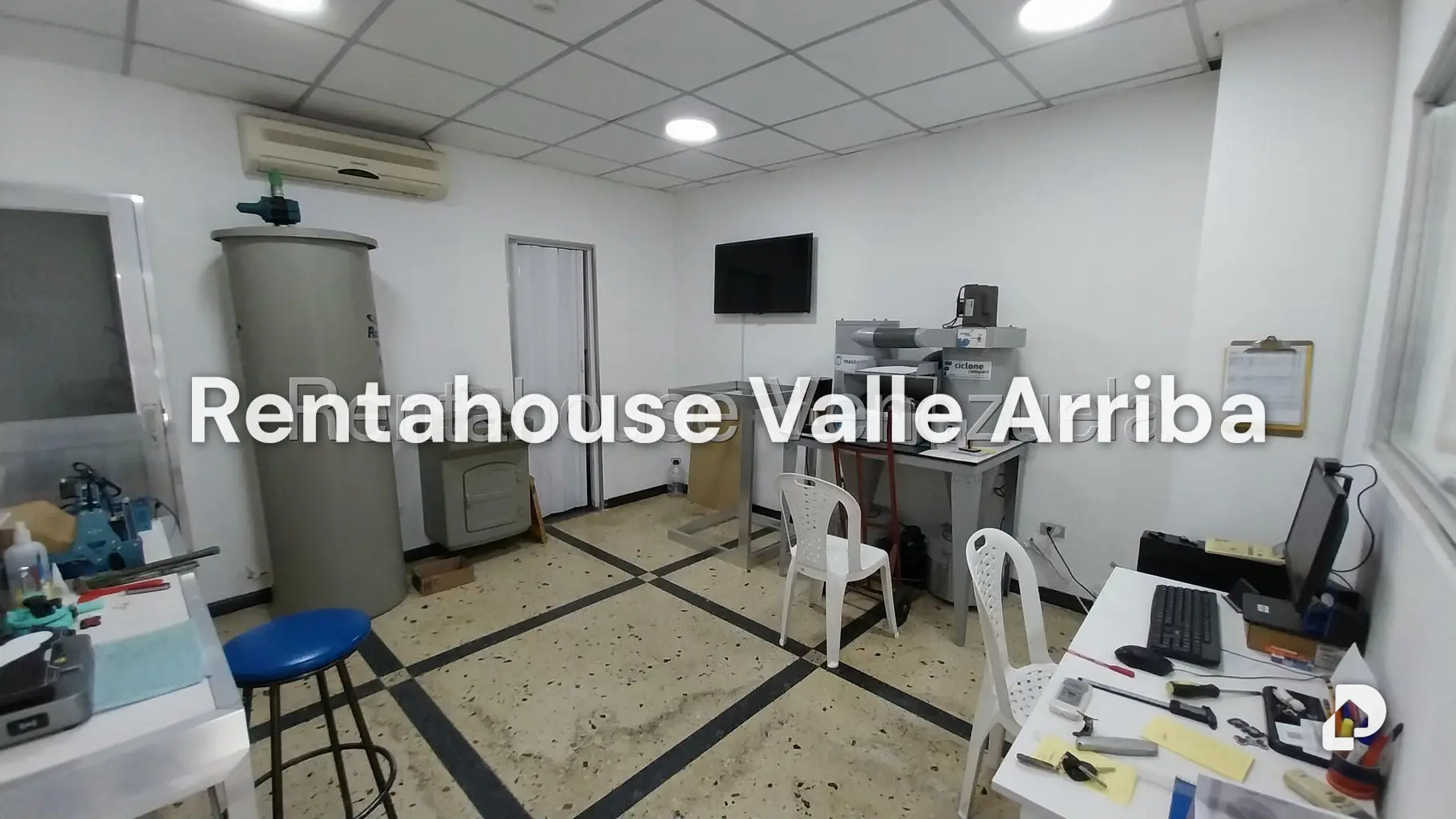 Local comercial en Vista Alegre, Caracas – 12