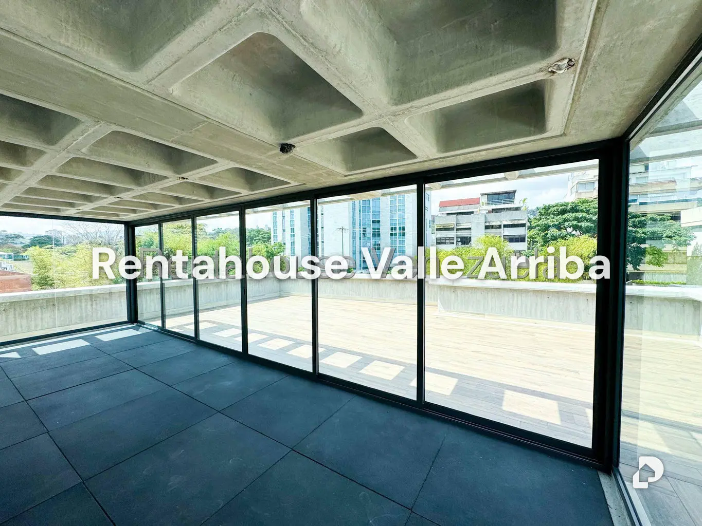 Apartamento en Los Naranjos de las Mercedes, Caracas – 24