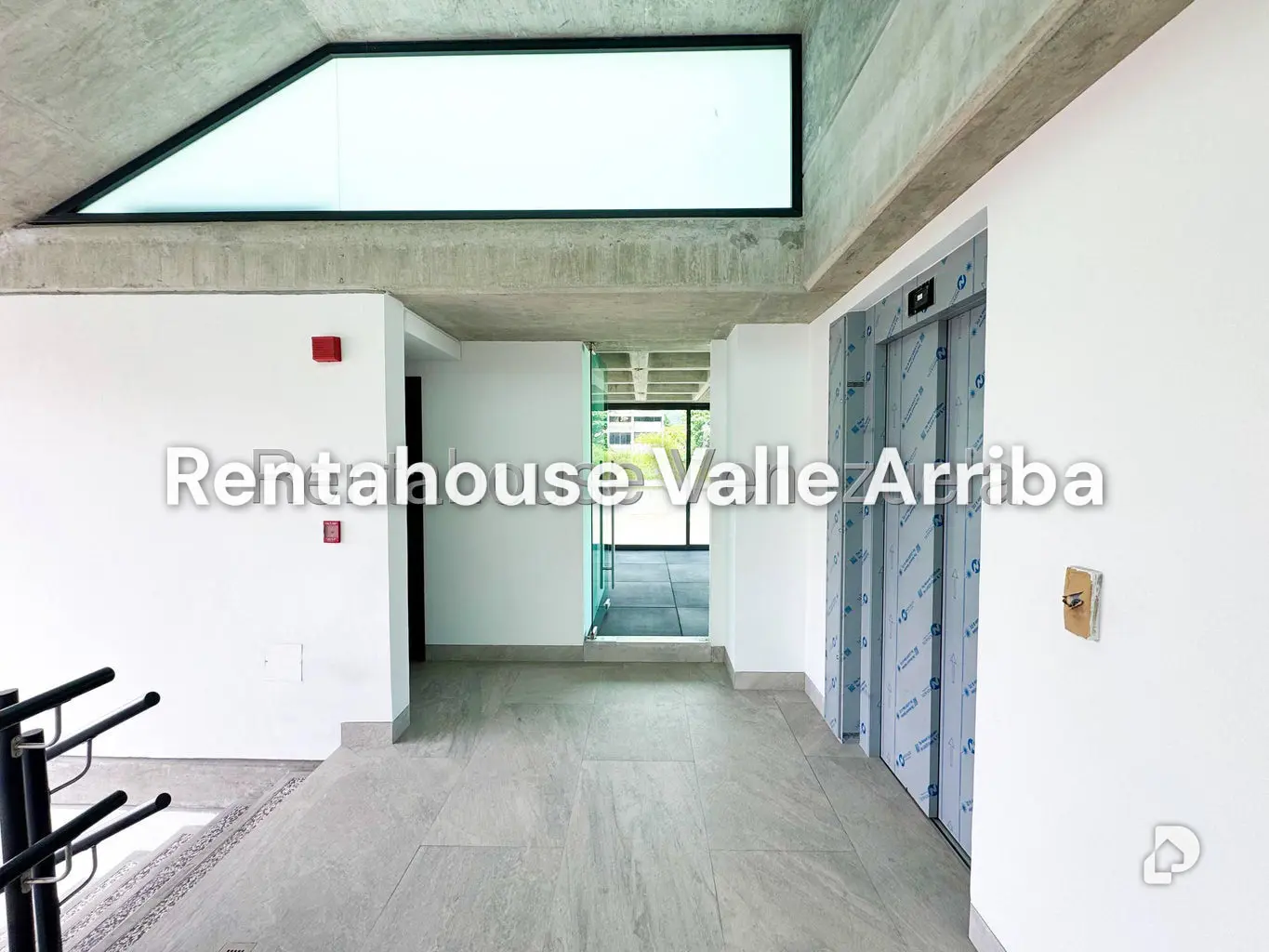 Apartamento en Los Naranjos de las Mercedes, Caracas – 25
