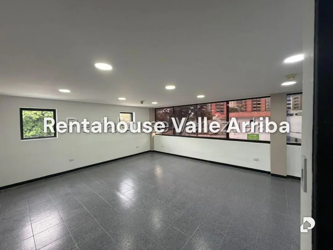 Local comercial en Las Mercedes, Caracas – 17