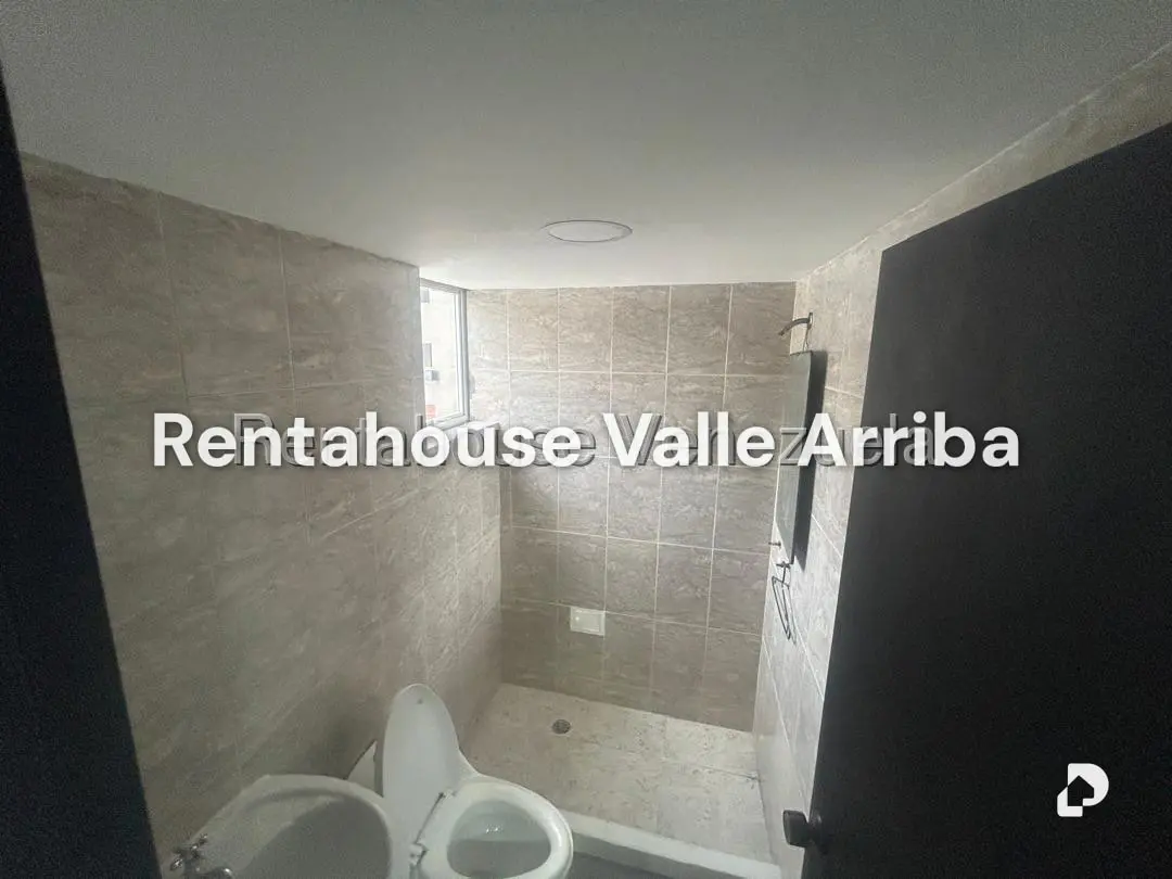 Local comercial en Las Mercedes, Caracas – 10