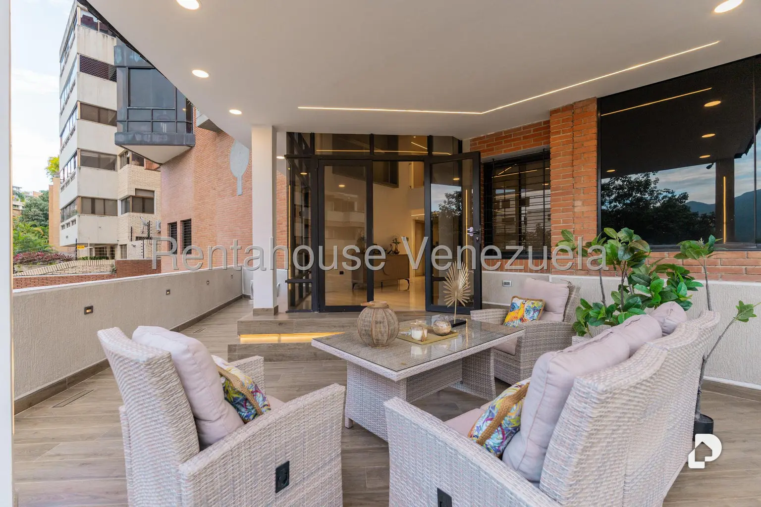 Apartamento en Las Mercedes, Caracas – 22