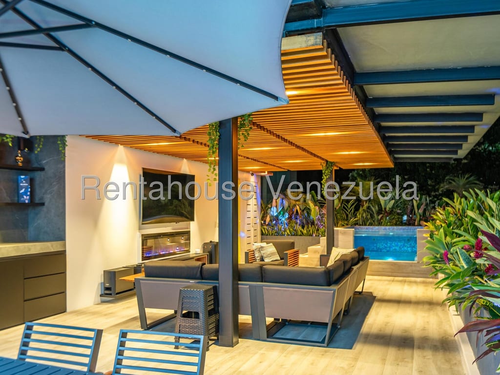 Penthouse en Lomas de Las Mercedes, Caracas - 1