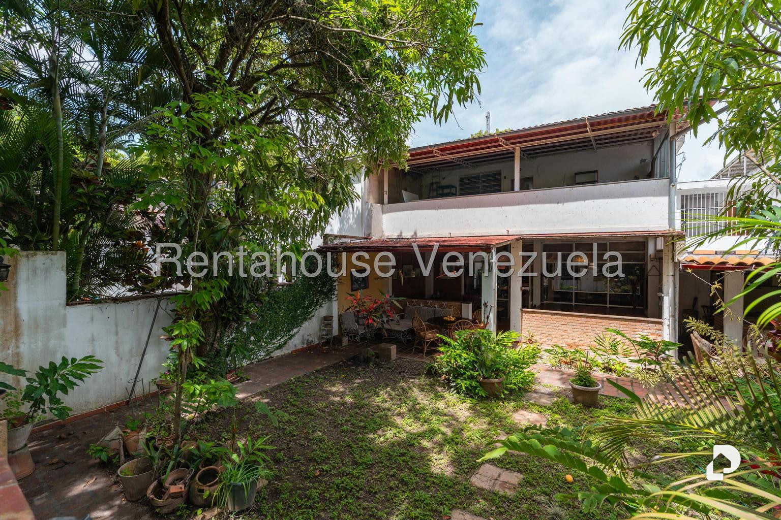 Casa en El Cafetal, Caracas – 23