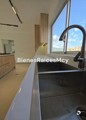 Apartamento en La Arboleda, Maracay – 6