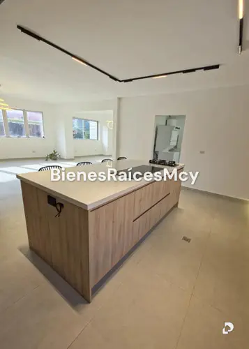 Apartamento en La Arboleda, Maracay – 8