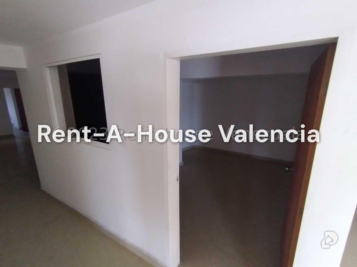 Apartamento en La Trigaleña, Valencia – 28
