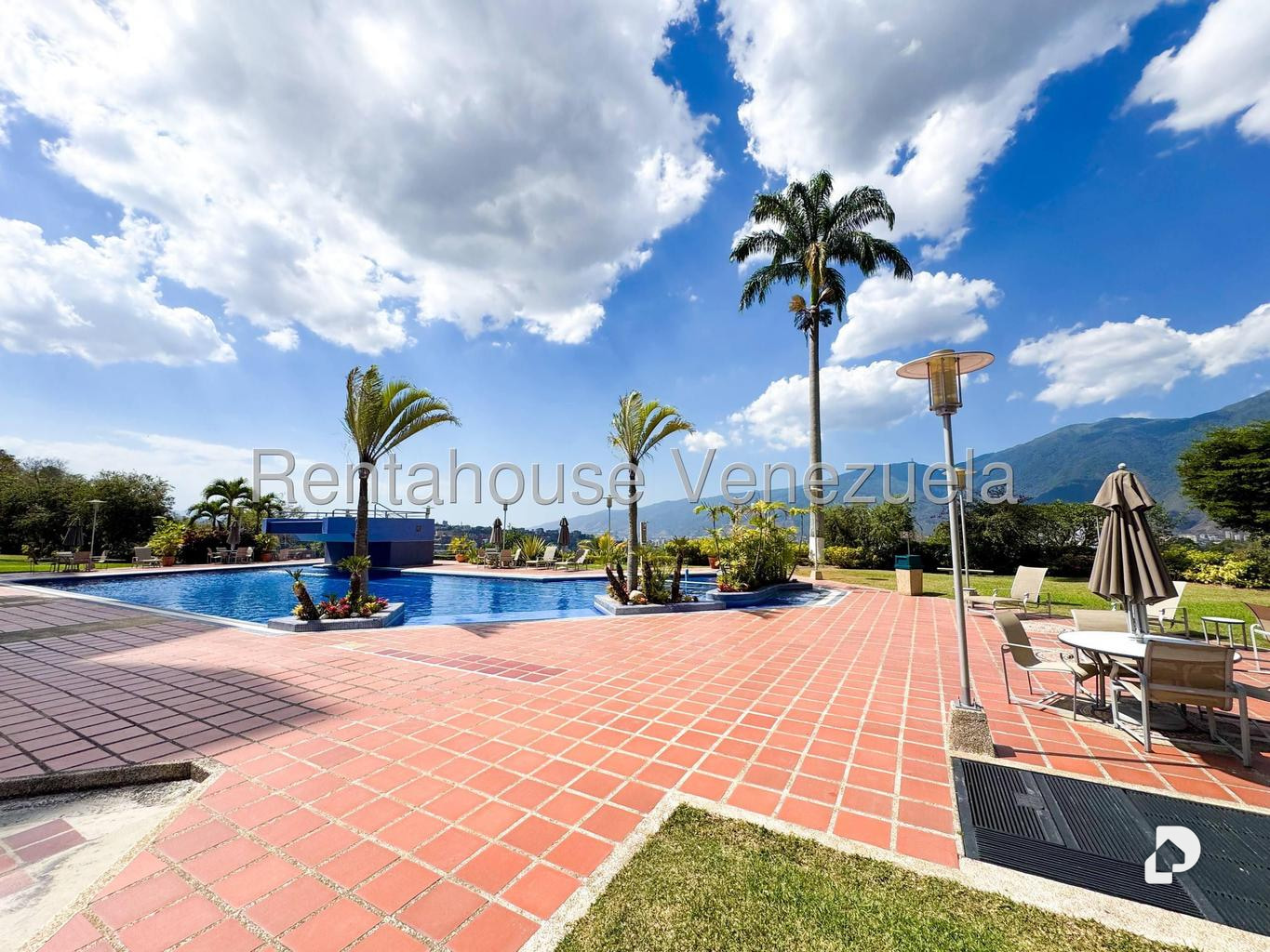 Apartamento en Lomas de San Román, Caracas