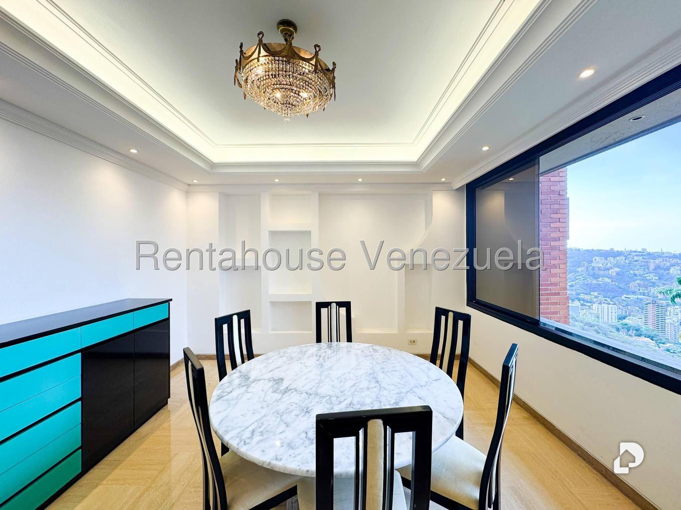 Apartamento en Lomas de San Román, Caracas