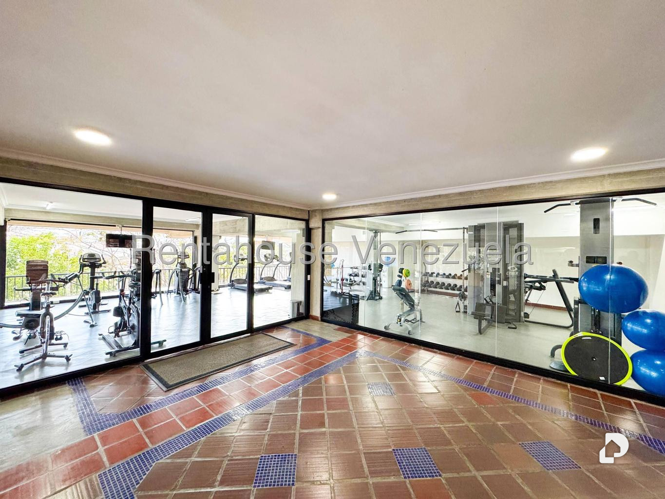 Apartamento en Lomas de San Román, Caracas