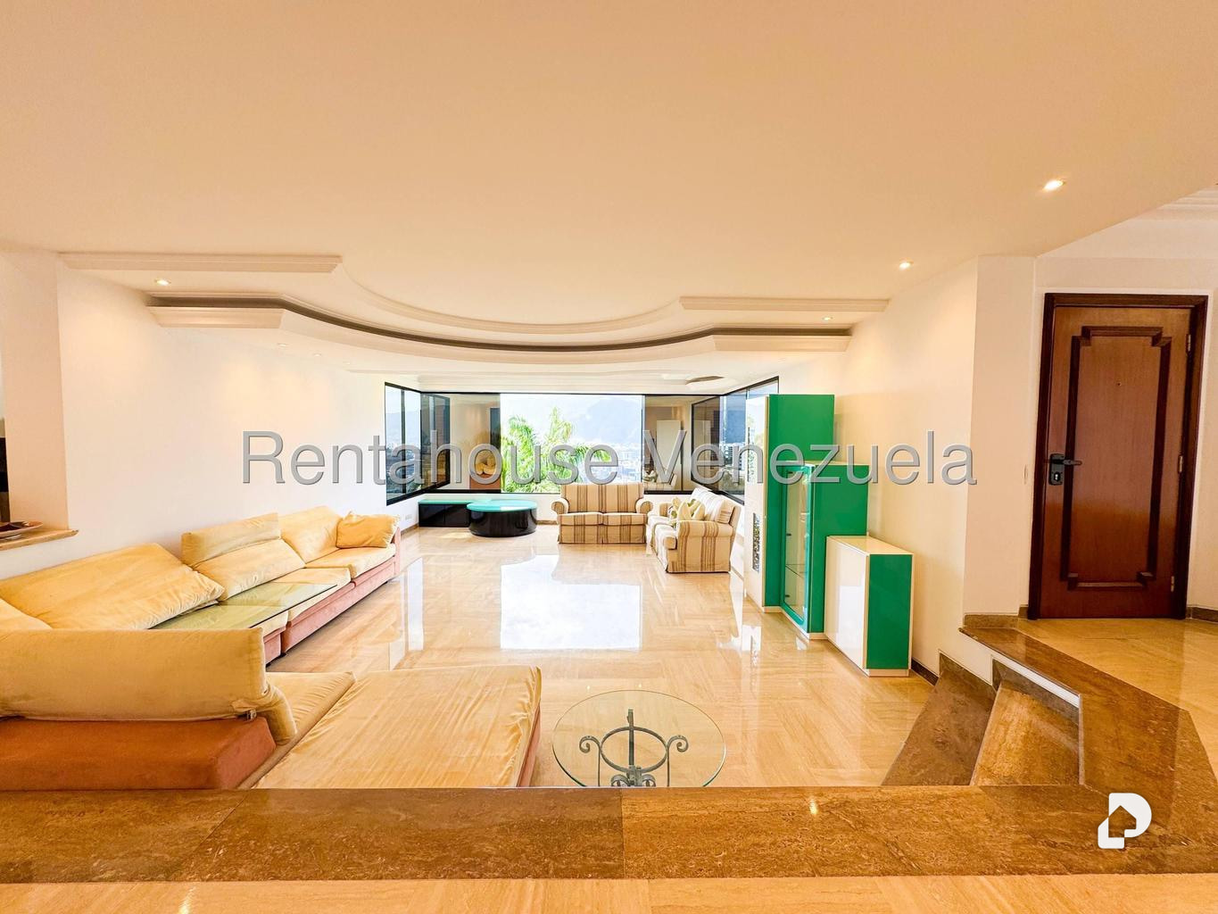 Apartamento en Lomas de San Román, Caracas