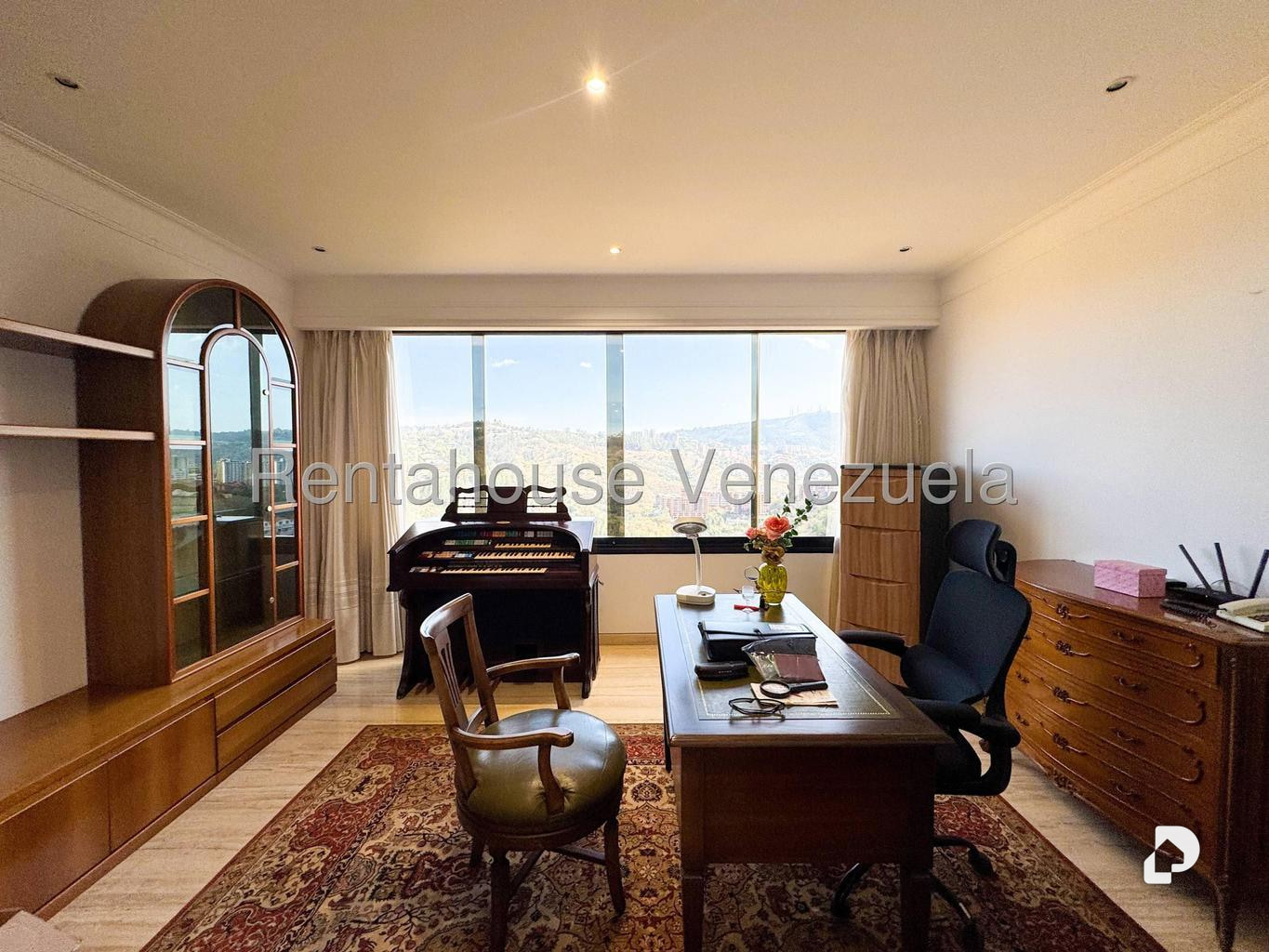 Apartamento en Lomas de San Román, Caracas