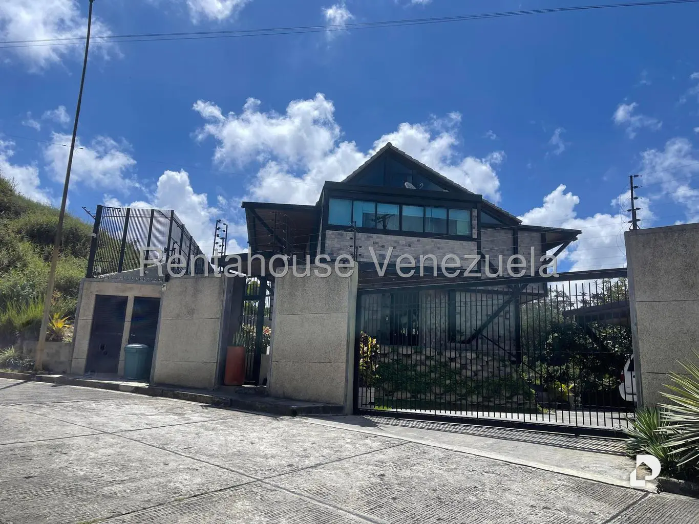 Casa en La Escondida, Caracas – 1