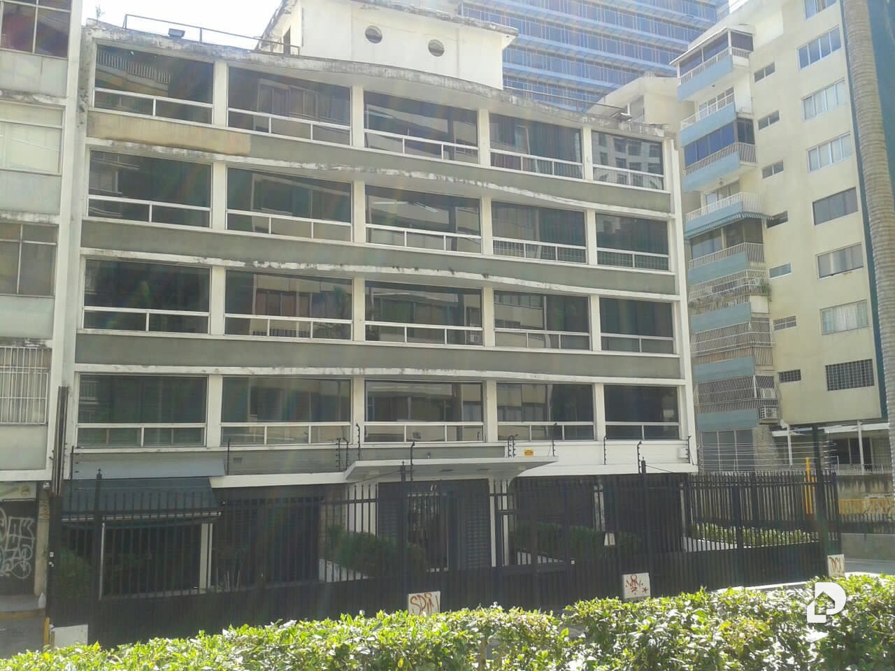Building in Altamira, Caracas – 4