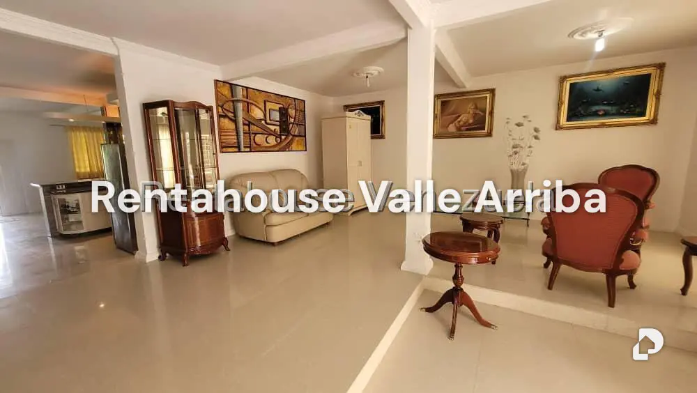 Casa en Lomas de Monte Claro, Caracas – 3