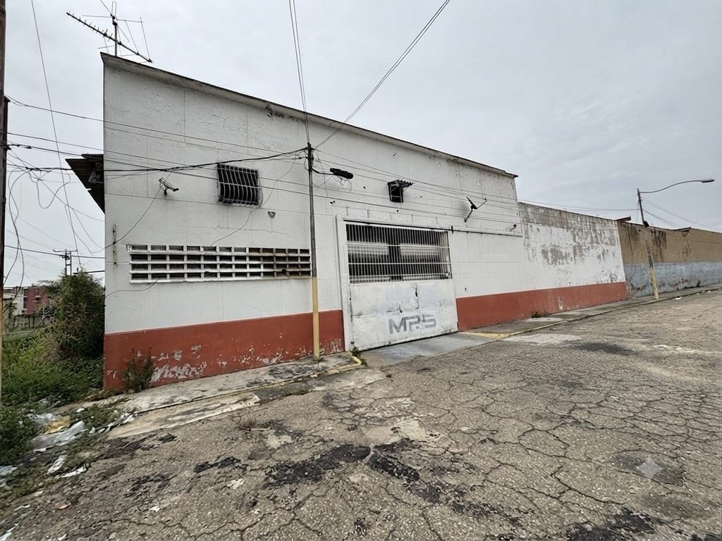 Galpón en Urbanización San Miguel, Maracay - 1