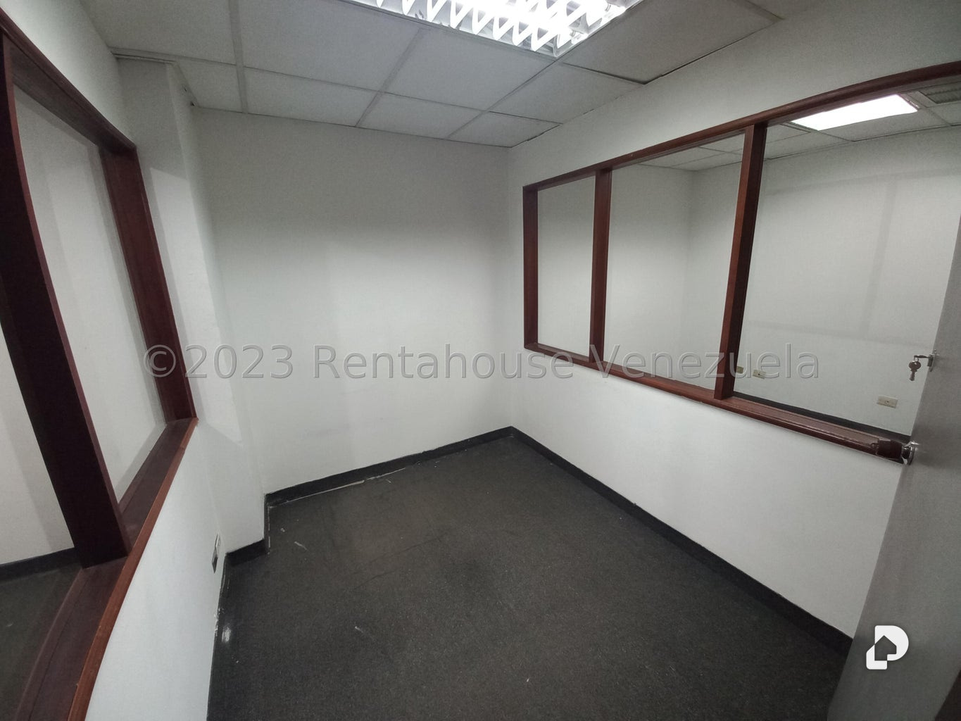Oficina en Las Mercedes, Caracas – 7
