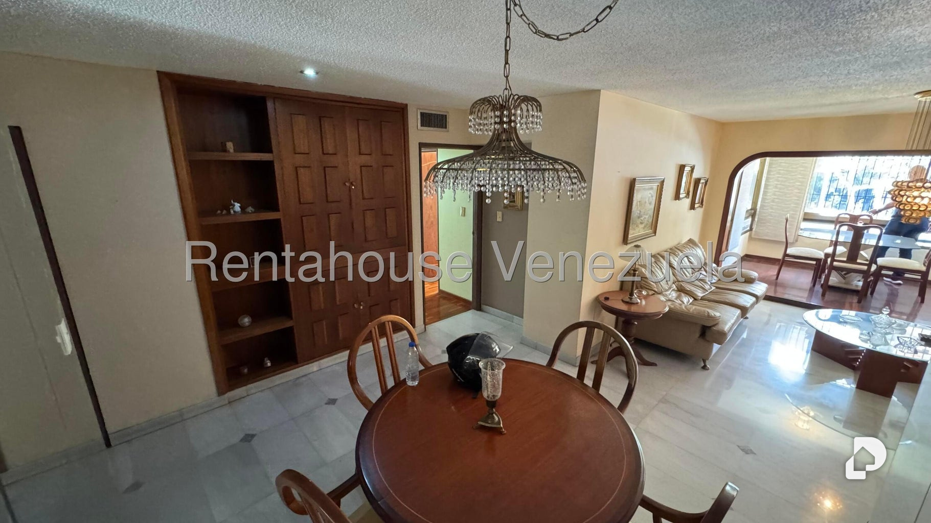 Apartamento en La Florida, Caracas – 16