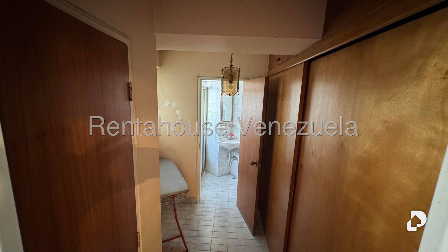 Apartamento en La Florida, Caracas – 9