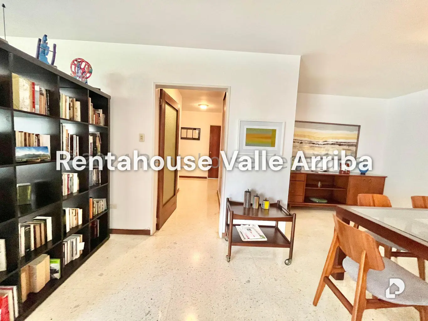 Apartamento en Las Mercedes, Caracas – 28