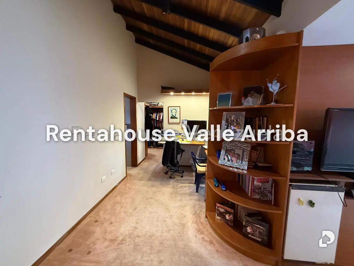 Casa en El Hatillo, Caracas – 25