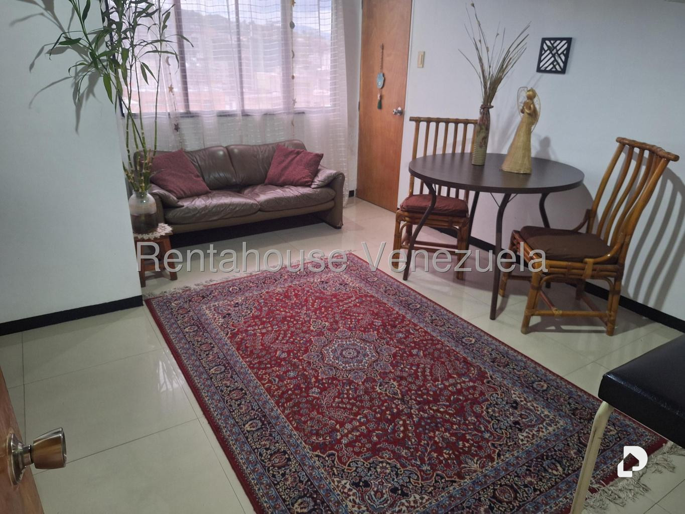 Oficina en Bello Monte, Caracas – 24