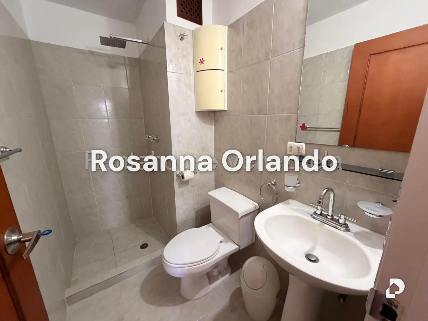 Apartment in Colinas de La Tahona, Caracas – 16
