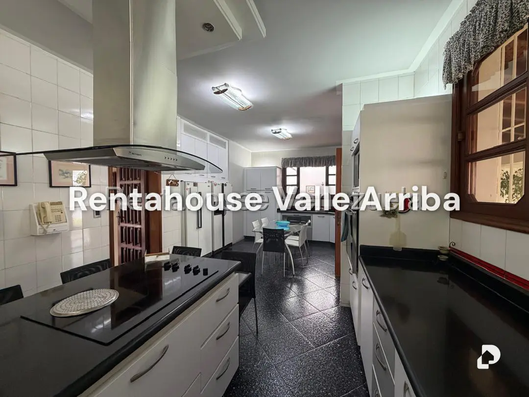 Casa en Los Samanes, Caracas – 27
