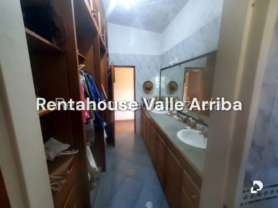Casa en El Hatillo, Caracas – 18
