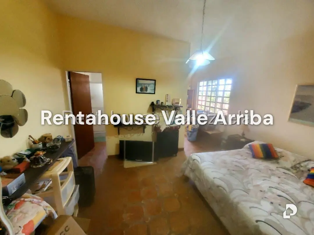 Casa en El Hatillo, Caracas – 30