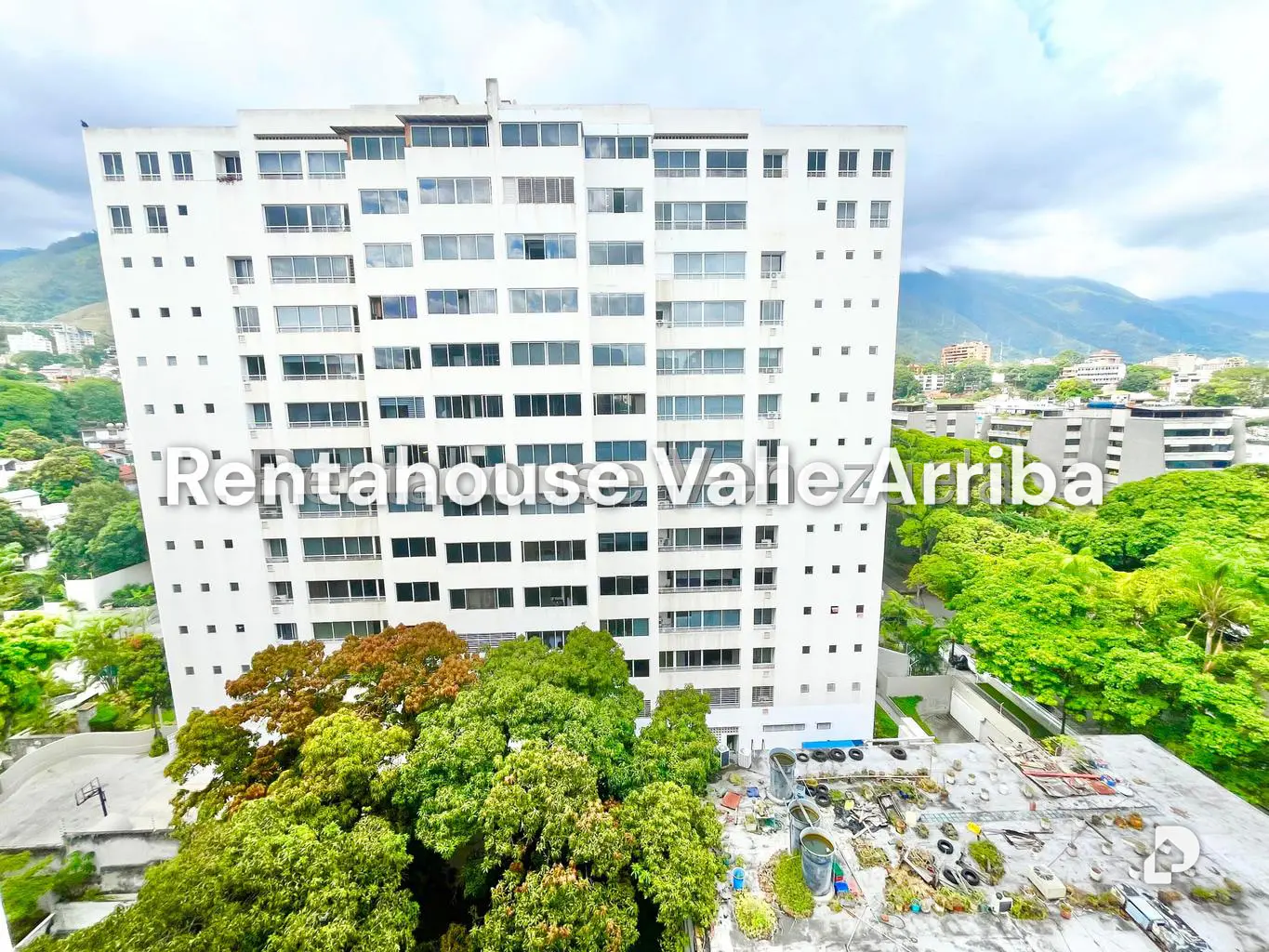 Apartamento en La Florida, Caracas – 30