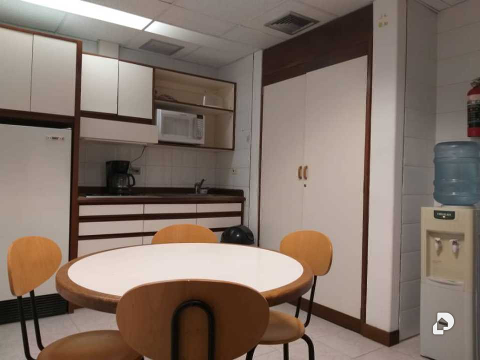 Oficina en La Castellana, Caracas – 21