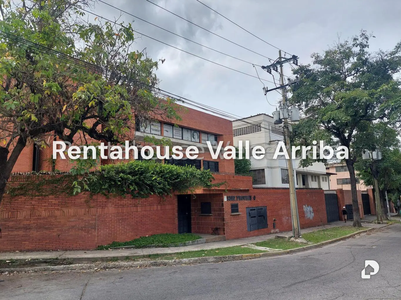 Edificio en Guarenas – 1