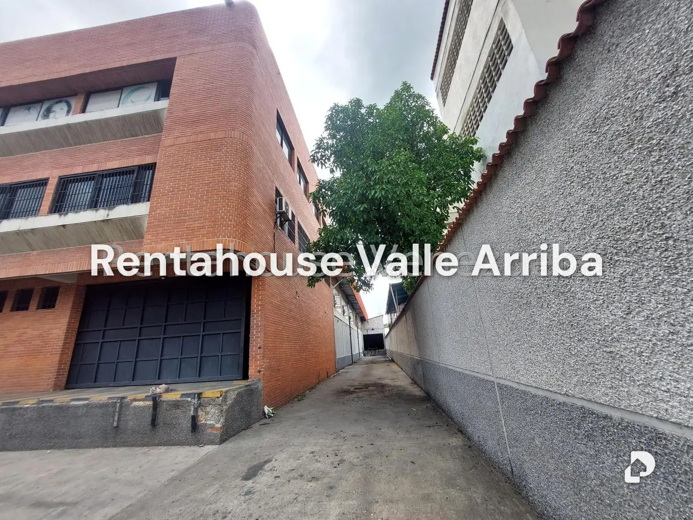 Edificio en Guarenas – 10