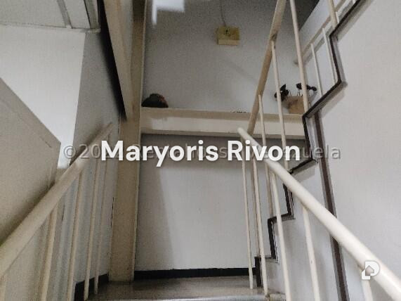 Local comercial en Parroquia Altagracia, Caracas – 17