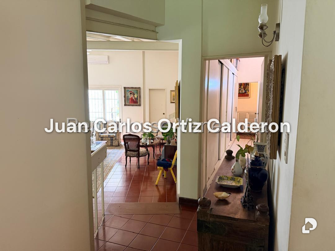 Casa en El Hatillo, Caracas – 14